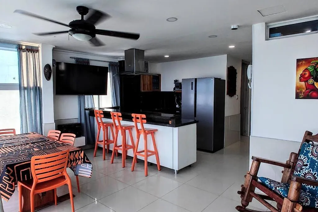 Beach Front Laguito Playamar Cartagena 0*,